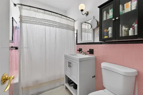 8600 Byron Avenue Miami Beach FL 33141