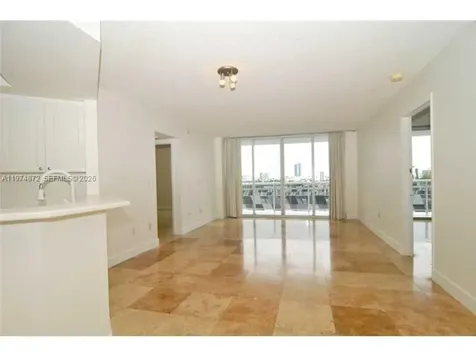 1800 Sunset Harbour Drive Miami Beach FL 33139