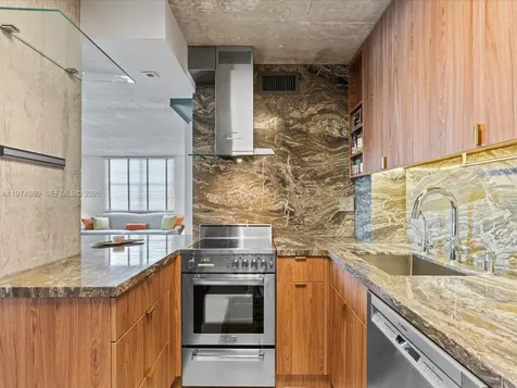 5 Island Avenue Miami Beach FL 33139