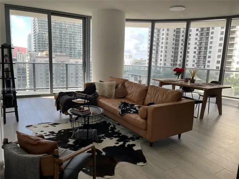 45 SW 9th Street Miami FL 33130