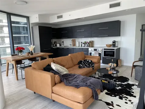 45 SW 9th Street Miami FL 33130