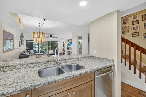 4250 SW 70th Terrace Davie FL 33314