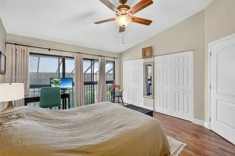 4250 SW 70th Terrace Davie FL 33314
