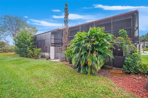 4250 SW 70th Terrace Davie FL 33314
