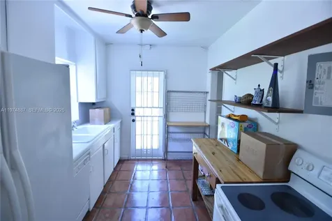 5900 SW 60th Street Miami FL 33143