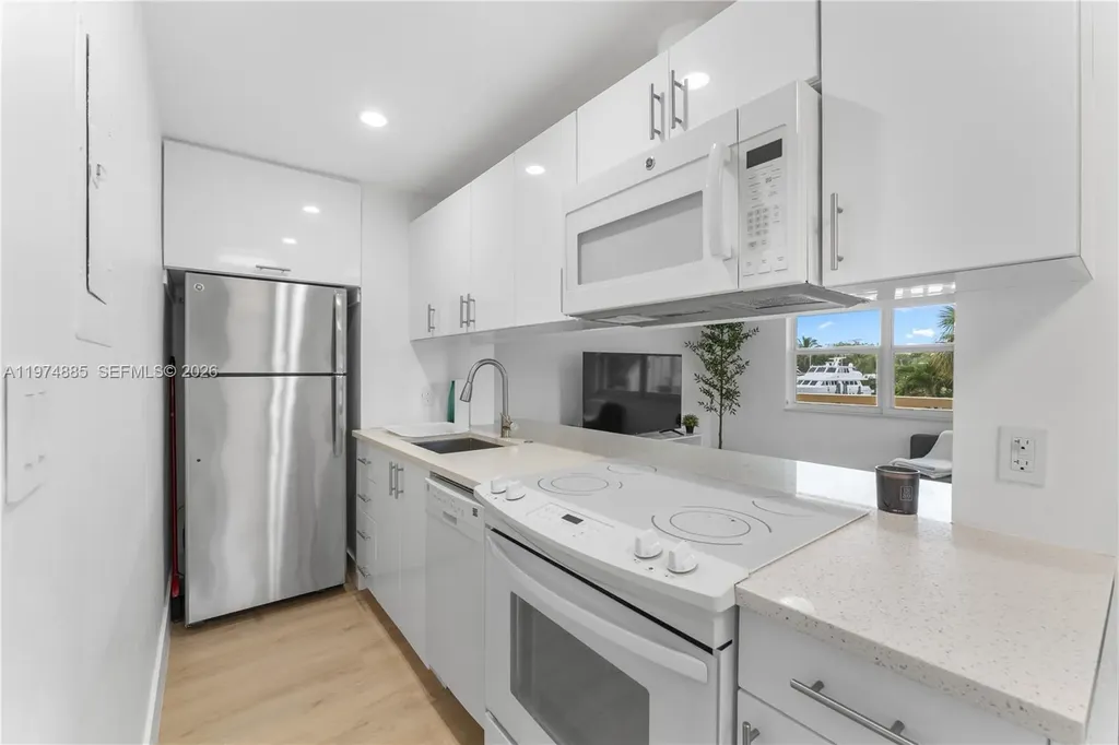 815 Middle River Drive Fort Lauderdale FL 33304