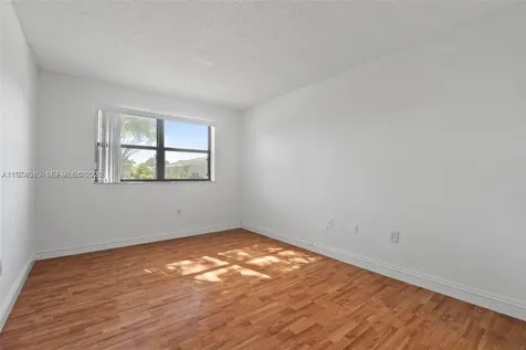 15600 SW 80th Street Miami FL 33193