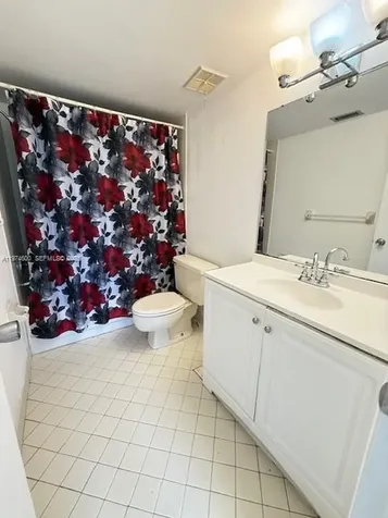 207 Lake Pointe Drive Oakland Park FL 33309