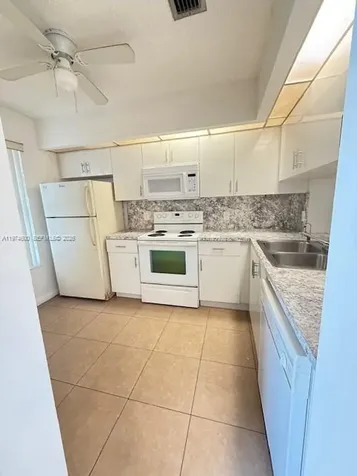 207 Lake Pointe Drive Oakland Park FL 33309