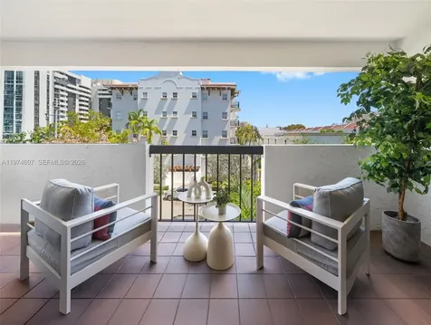 2600 Cardena Street Coral Gables FL 33134