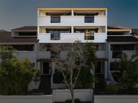 2600 Cardena Street Coral Gables FL 33134