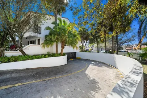 2600 Cardena Street Coral Gables FL 33134