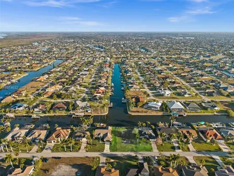 2623 SW 35th Lane Cape Coral FL 33914