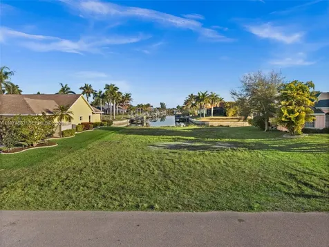 2623 SW 35th Lane Cape Coral FL 33914