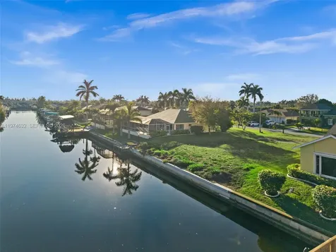 2623 SW 35th Lane Cape Coral FL 33914