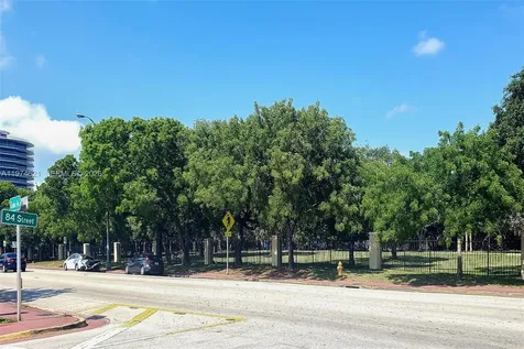 8430 Harding Avenue Miami Beach FL 33141