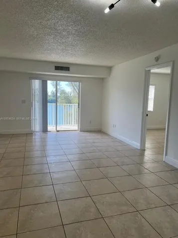 8240 SW 210th Street Cutler Bay FL 33189