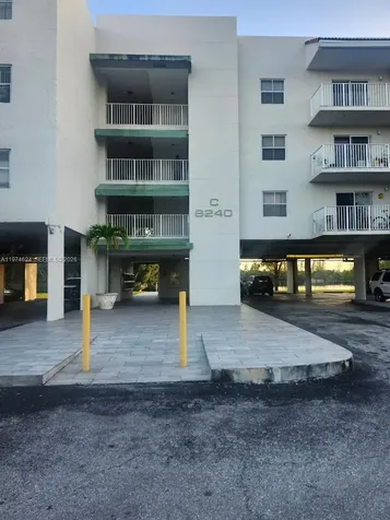 8240 SW 210th Street Cutler Bay FL 33189