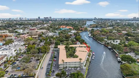 1000 SE 4th Street Fort Lauderdale FL 33301