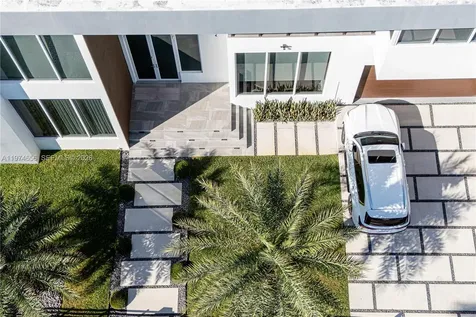10181 NW 27th Street Doral FL 33172