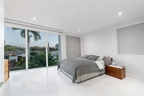 10181 NW 27th Street Doral FL 33172