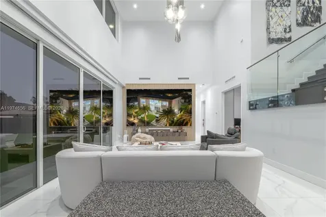 10181 NW 27th Street Doral FL 33172
