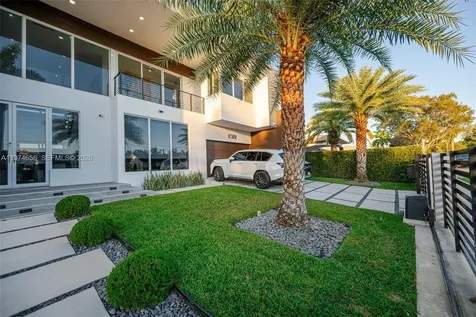 10181 NW 27th Street Doral FL 33172