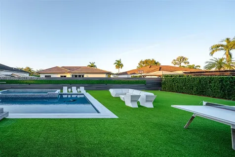 10181 NW 27th Street Doral FL 33172