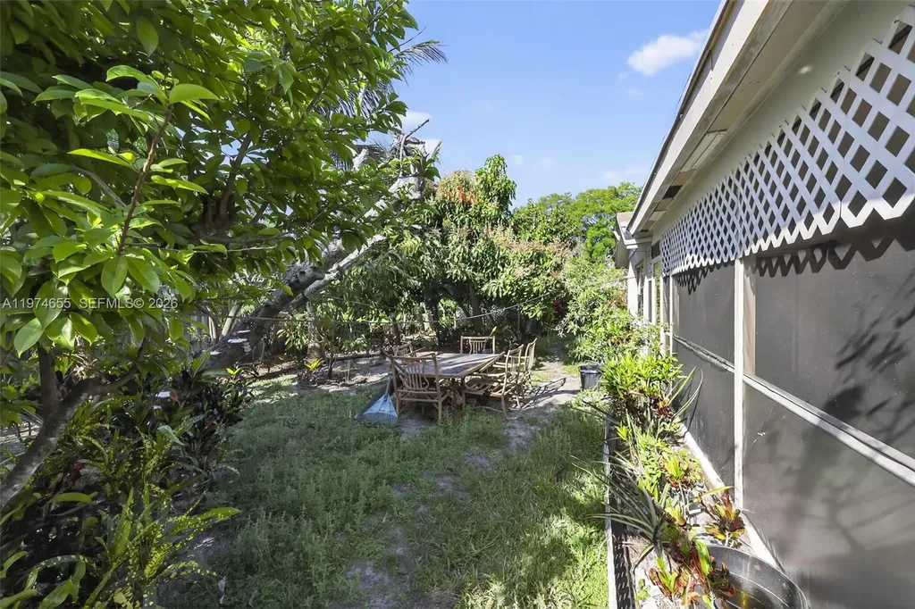 9522 Affirmed Lane Boca Raton FL 33496