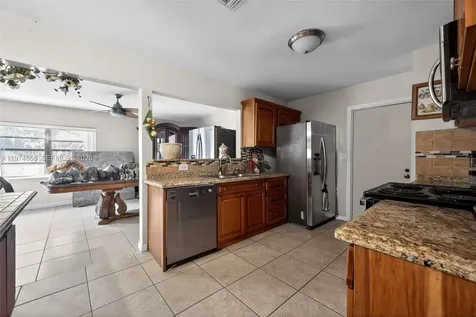 9522 Affirmed Lane Boca Raton FL 33496