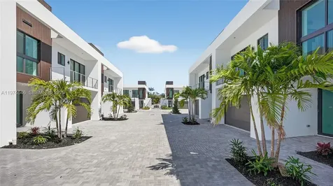 4636 SW 32nd Avenue Dania Beach FL 33312