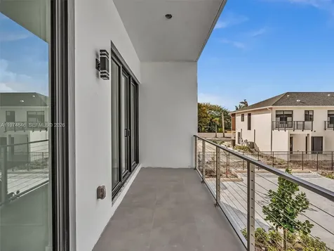 4636 SW 32nd Avenue Dania Beach FL 33312
