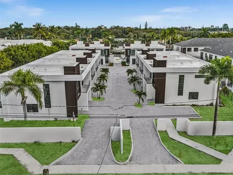 4636 SW 32nd Avenue Dania Beach FL 33312