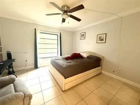 10413 N Kendall Drive Miami FL 33176