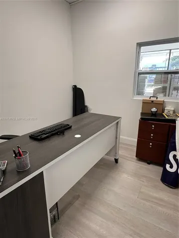 89-99 E Oakland Park Boulevard Oakland Park FL 33334