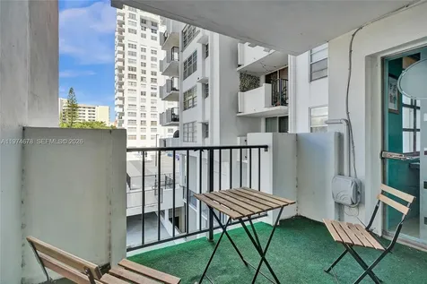 2750 NE 183rd Street Aventura FL 33160