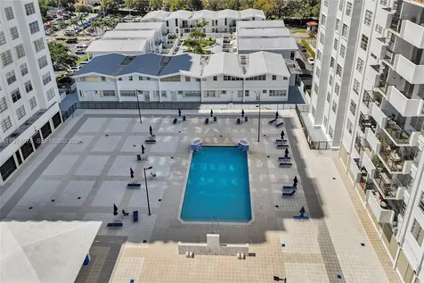 2750 NE 183rd Street Aventura FL 33160