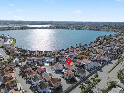 12689 NW 10th Way Miami FL 33182