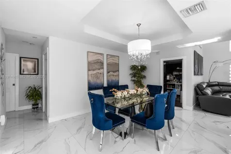 4342 SW 159th Path Miami FL 33185