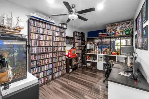 4342 SW 159th Path Miami FL 33185