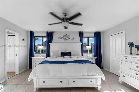 4342 SW 159th Path Miami FL 33185