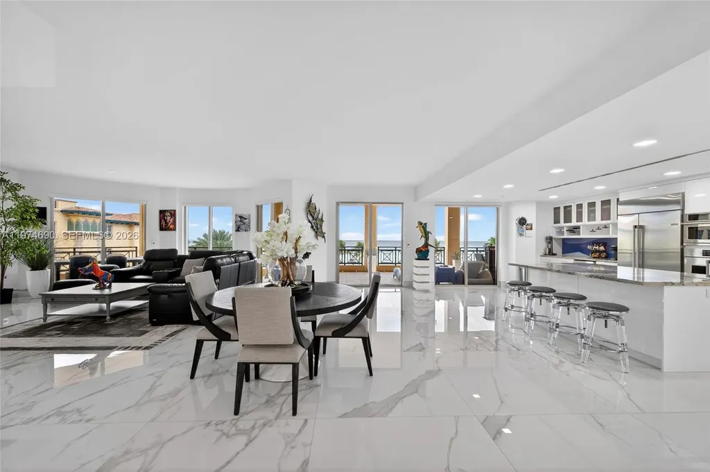 3415 N Ocean Drive Hollywood FL 33019