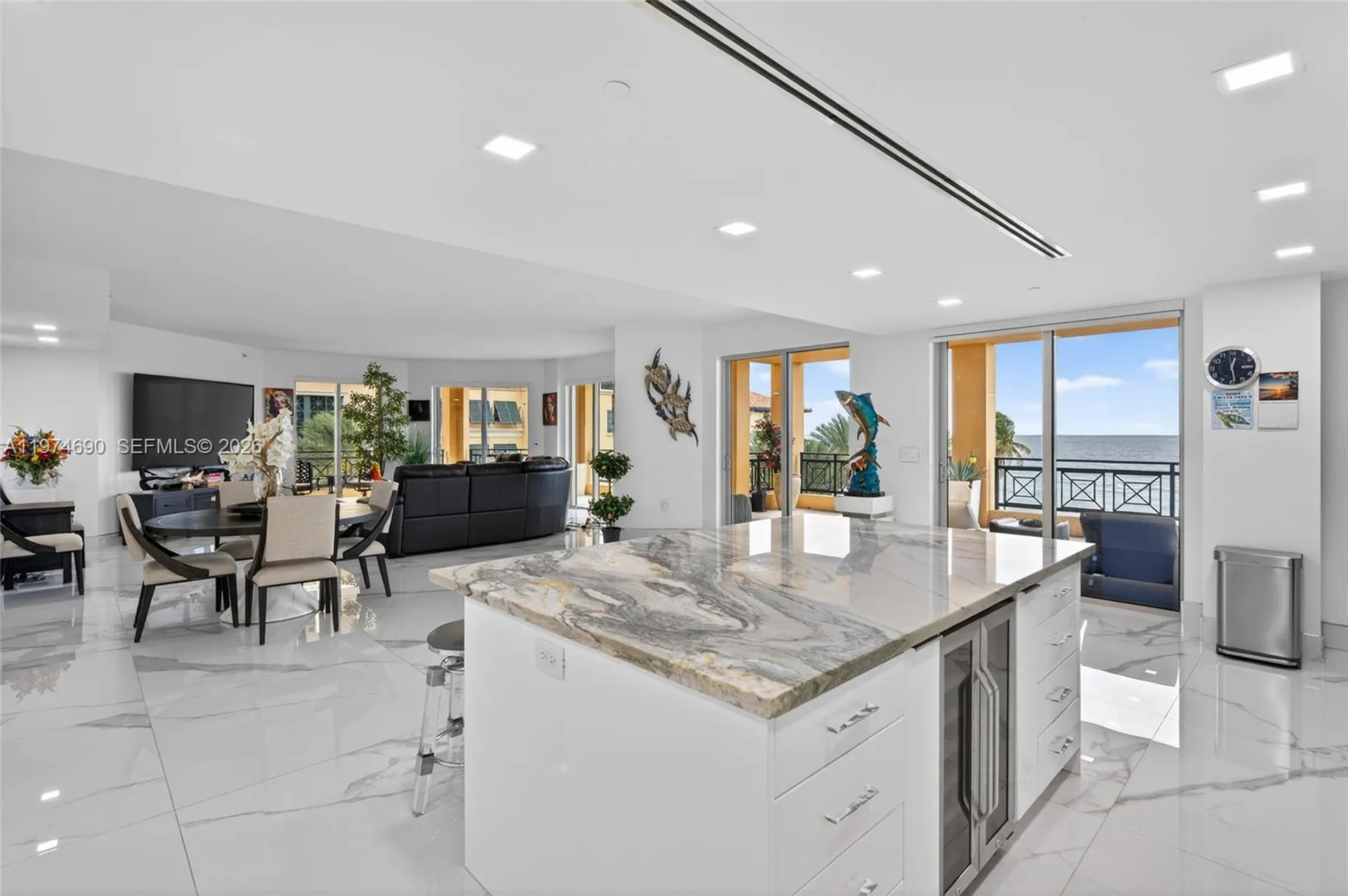 3415 N Ocean Drive Hollywood FL 33019