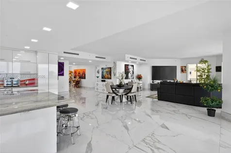 3415 N Ocean Drive Hollywood FL 33019