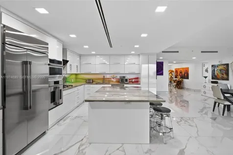 3415 N Ocean Drive Hollywood FL 33019
