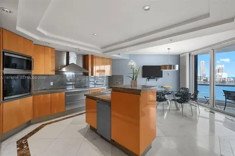 2600 Island Boulevard Aventura FL 33160