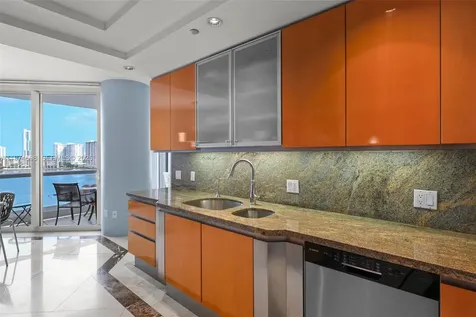 2600 Island Boulevard Aventura FL 33160