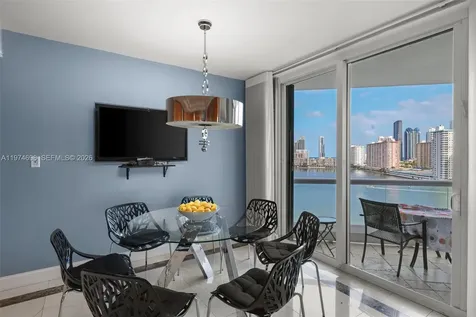 2600 Island Boulevard Aventura FL 33160