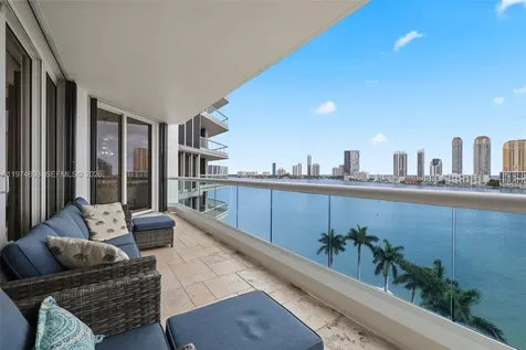 2600 Island Boulevard Aventura FL 33160