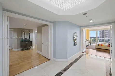 2600 Island Boulevard Aventura FL 33160